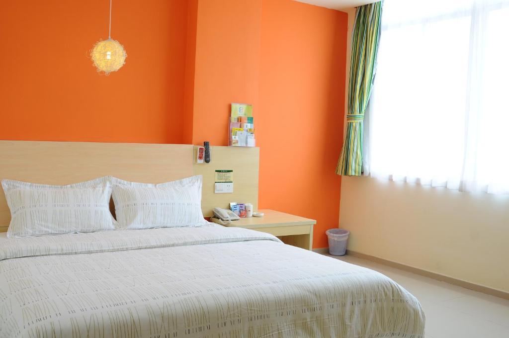 8 Inns Dongguan - Dongkeng Branch Oda fotoğraf